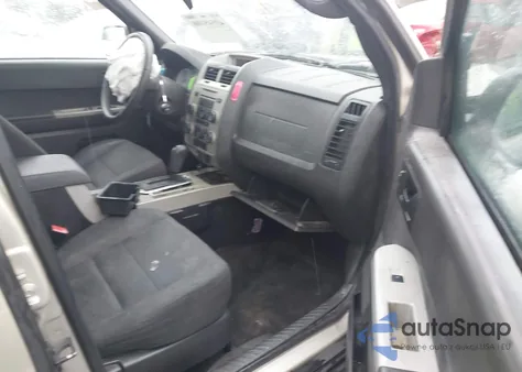 2011 Ford Escape Xlt from USA, damaged, VIN 1FMCU0D71BKB54230